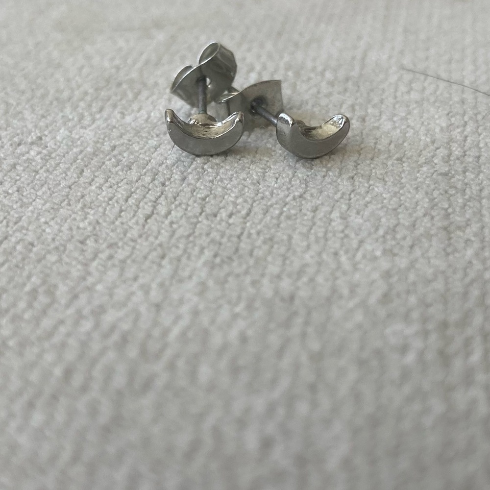 Crescent moon earring studs